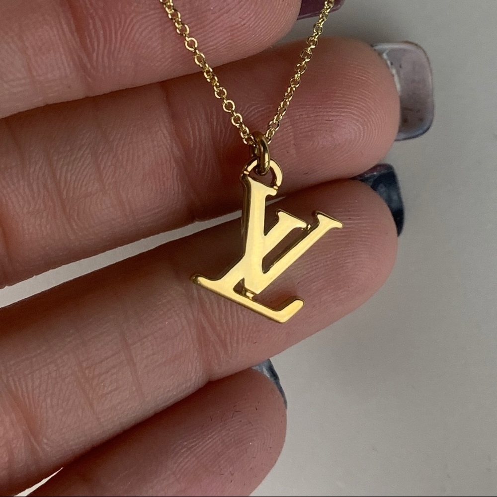 LOUIS VUITTON LV Charm Necklace 16” or 18” Chain - Picture 10 of 13